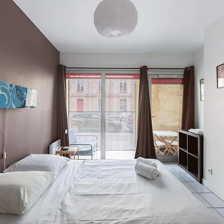 Guestready - Cours Du Medoc 아파트 *